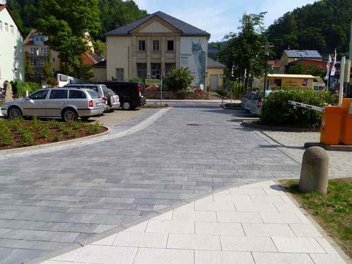 bad schandau-rathausplatz